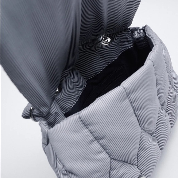 NWT. Zara Blue Pinstripe Quilted Shoulder Bag. - Picture 6 of 11